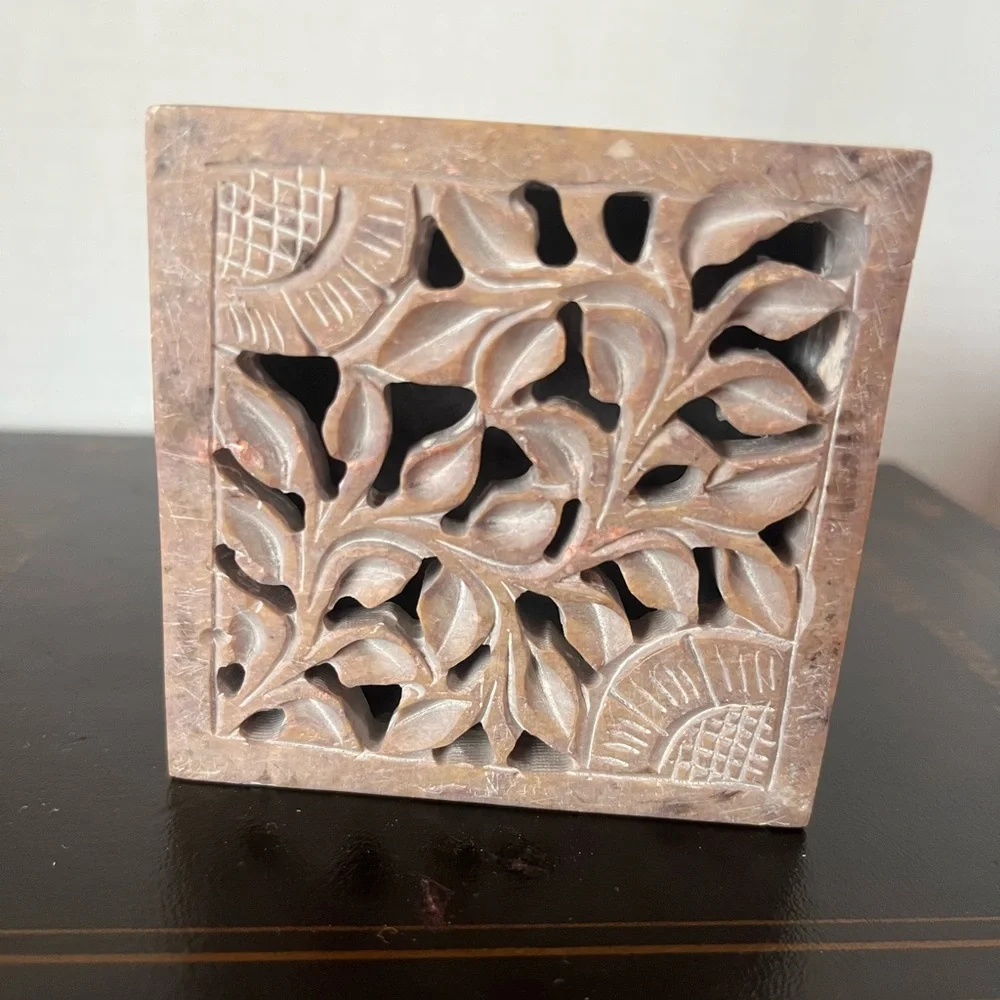 Vintage Etched/Carved Stone Trinket Box Floral Lattice Hinged Jewelry Box Brown